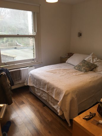 Zone 2 NW3 room available